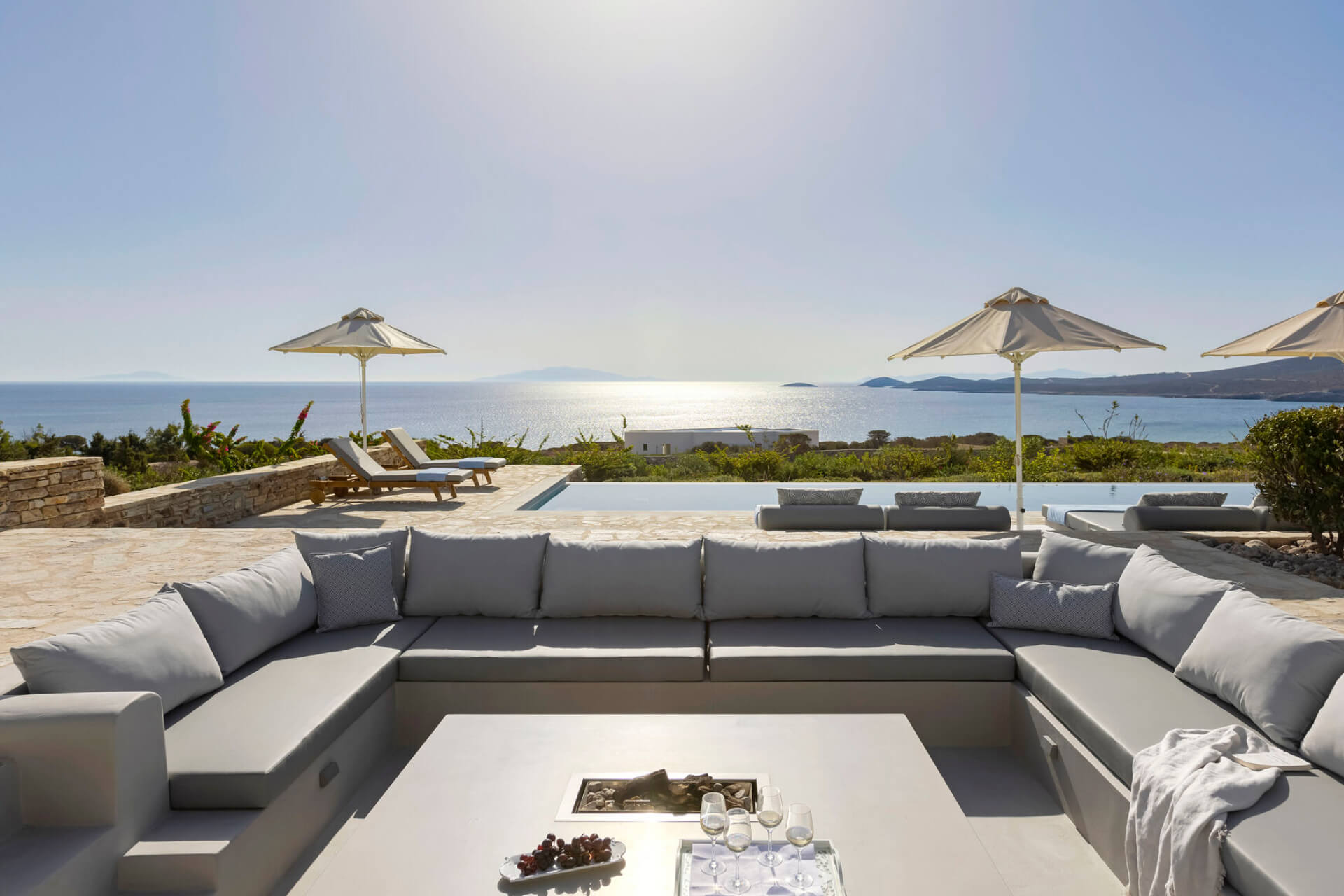 Yvoni Luxury Villa In Soros Antiparos The Thinking Traveller