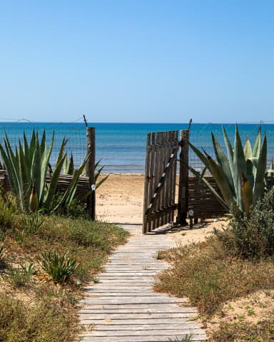 With a gate to the sea