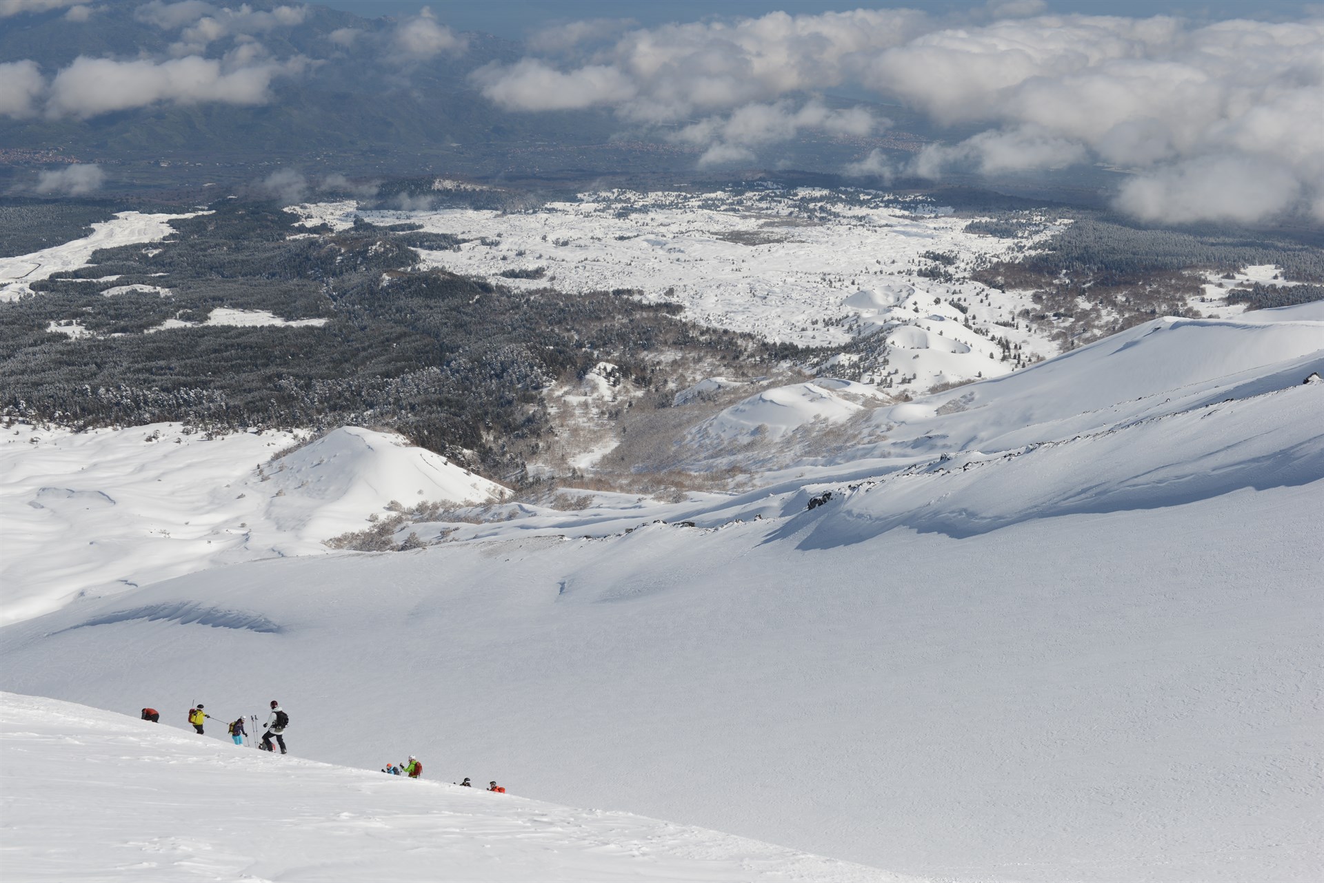 Off-piste skiing on Mount Etna