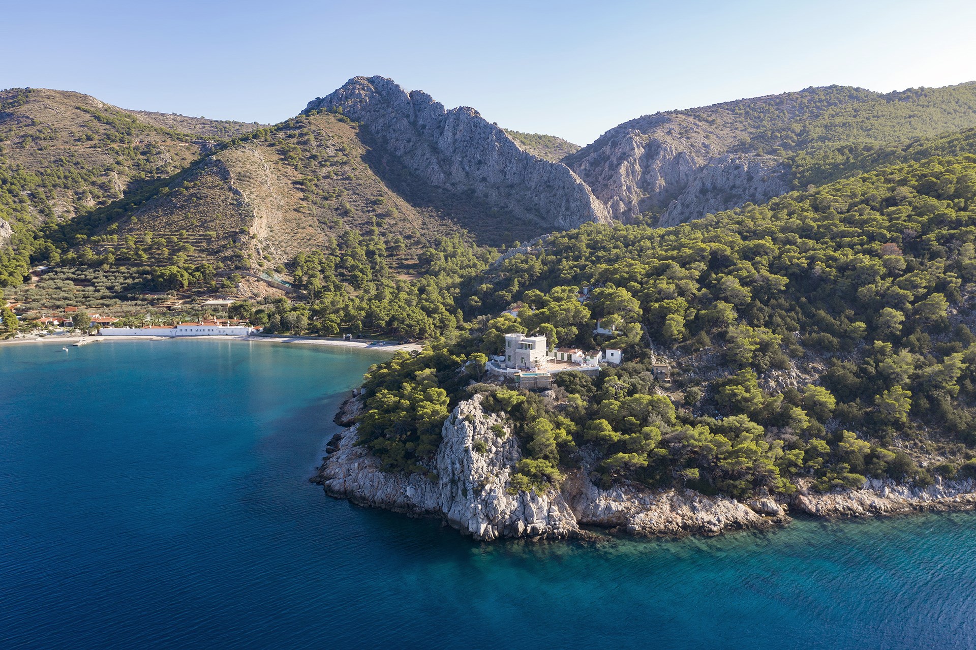 Nature holidays abroad: 10 Greek villas perfectly situated to allow you to reconnect with nature