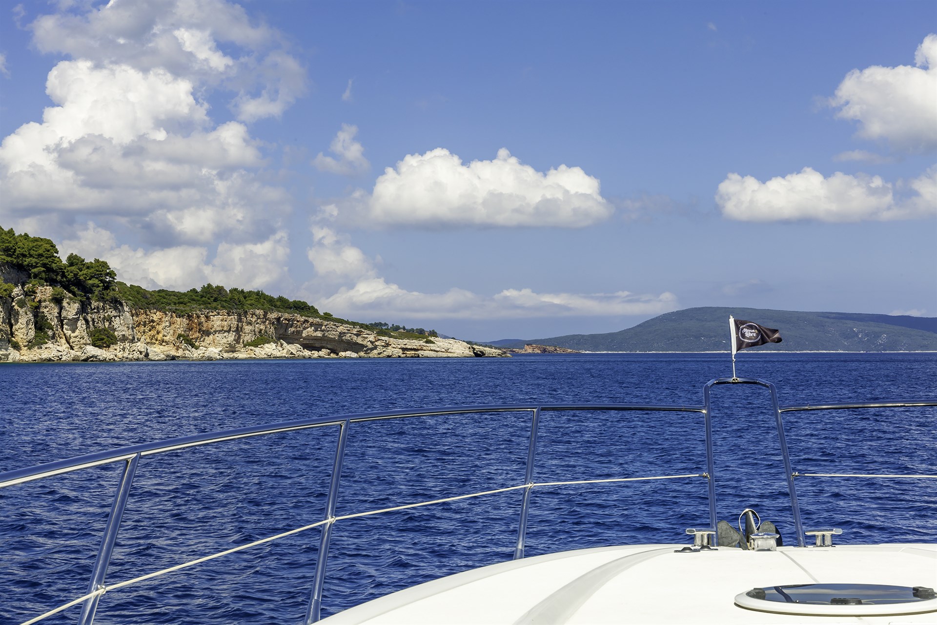 Private boat charters on Alonissos