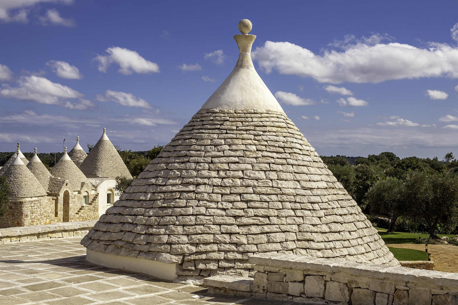 Spotlight: All About Trulli Houses - History, Architecture and The Best Trulli for Your Holiday