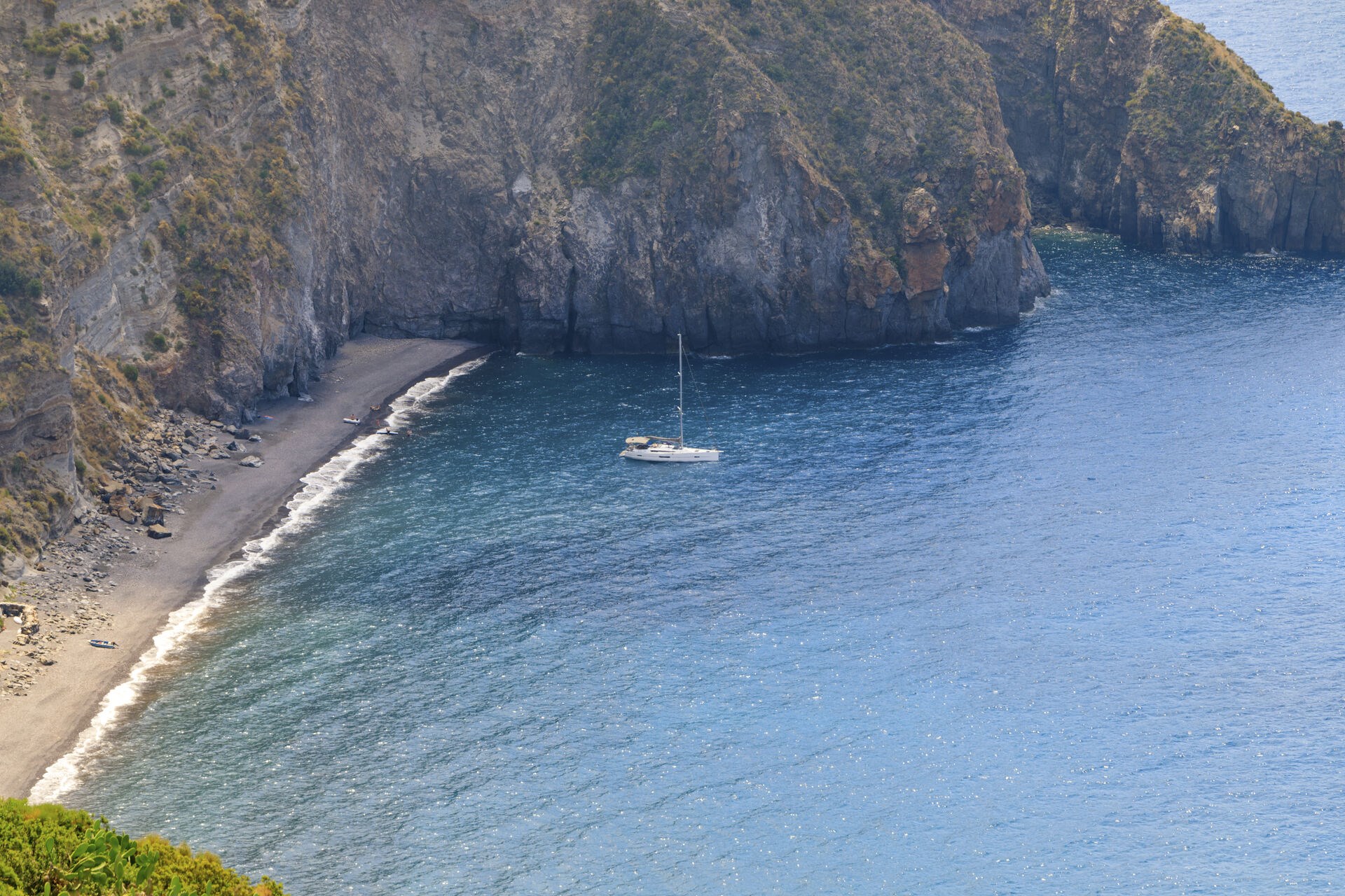 Private boat charters in the Aeolian Islands