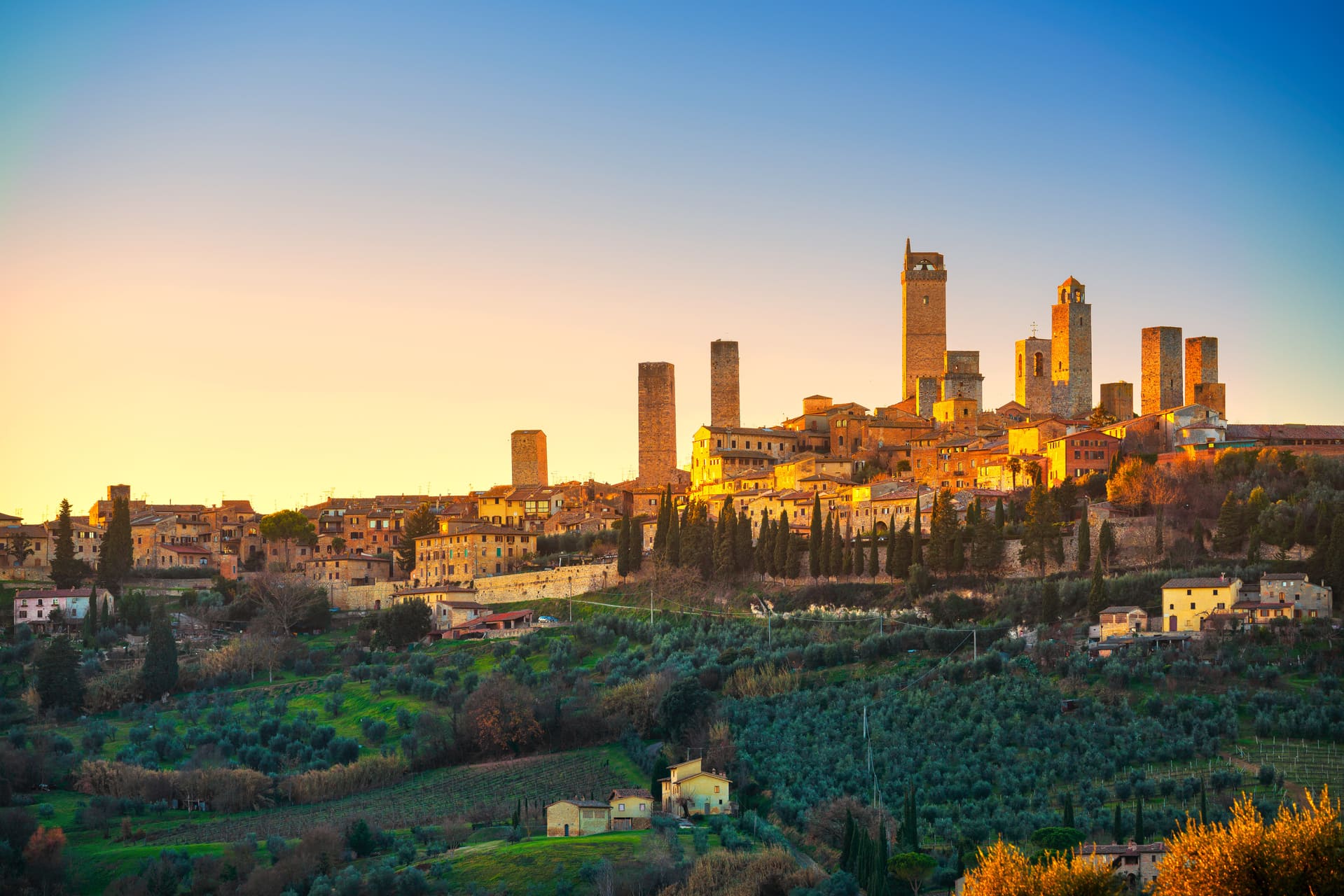 Explore San Gimignano, Tuscany: The Ultimate Traveler's Guide