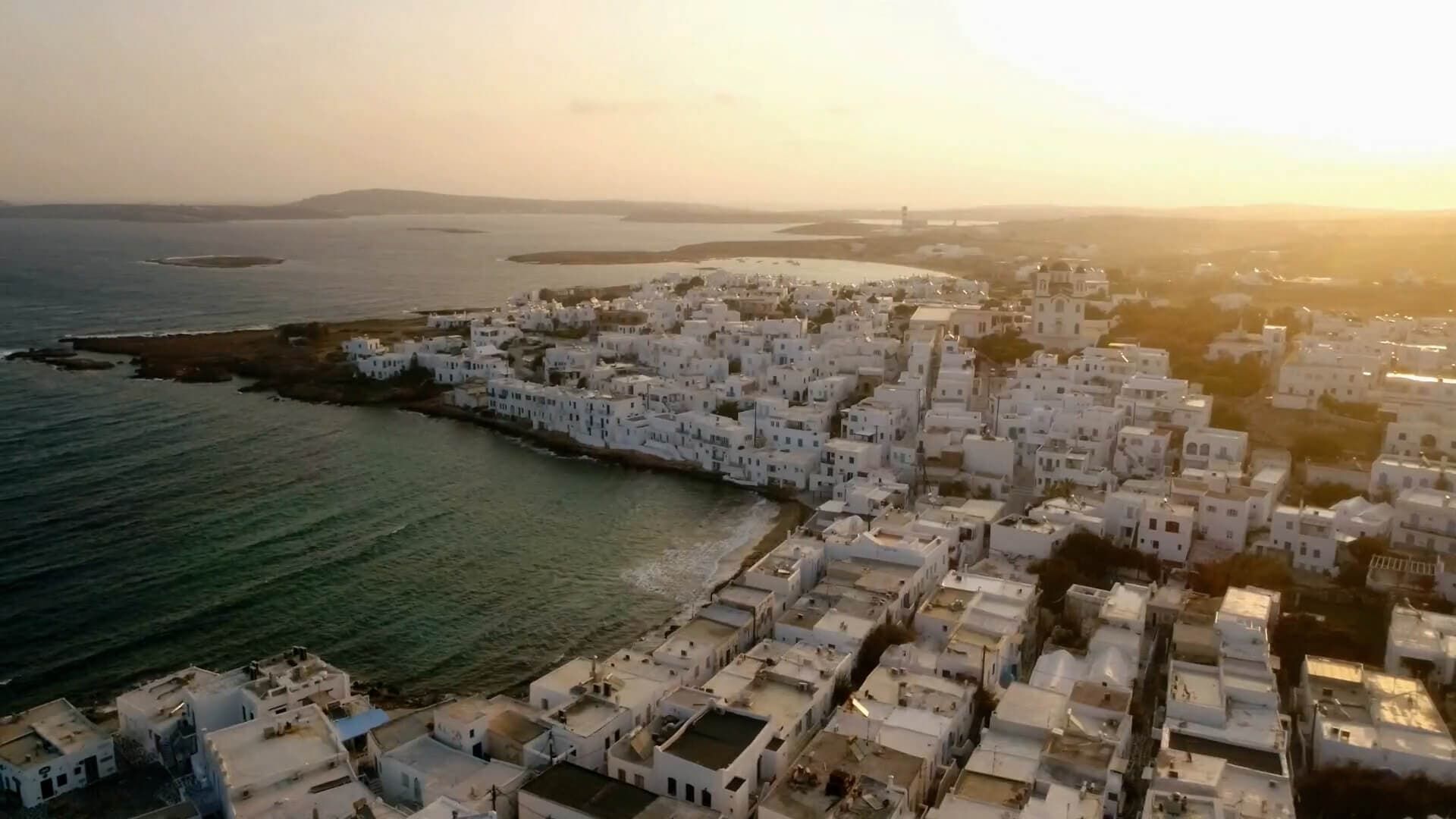 A preview image of Luxury Villas on Paros.