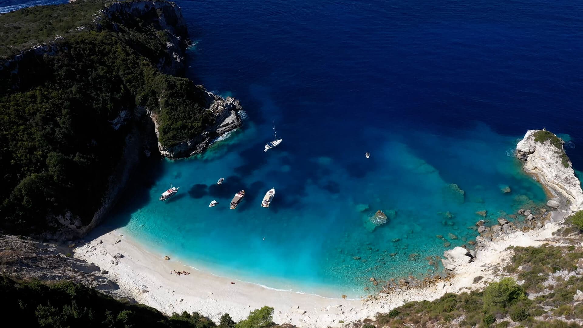 Villas on Paxos and Antipaxos
