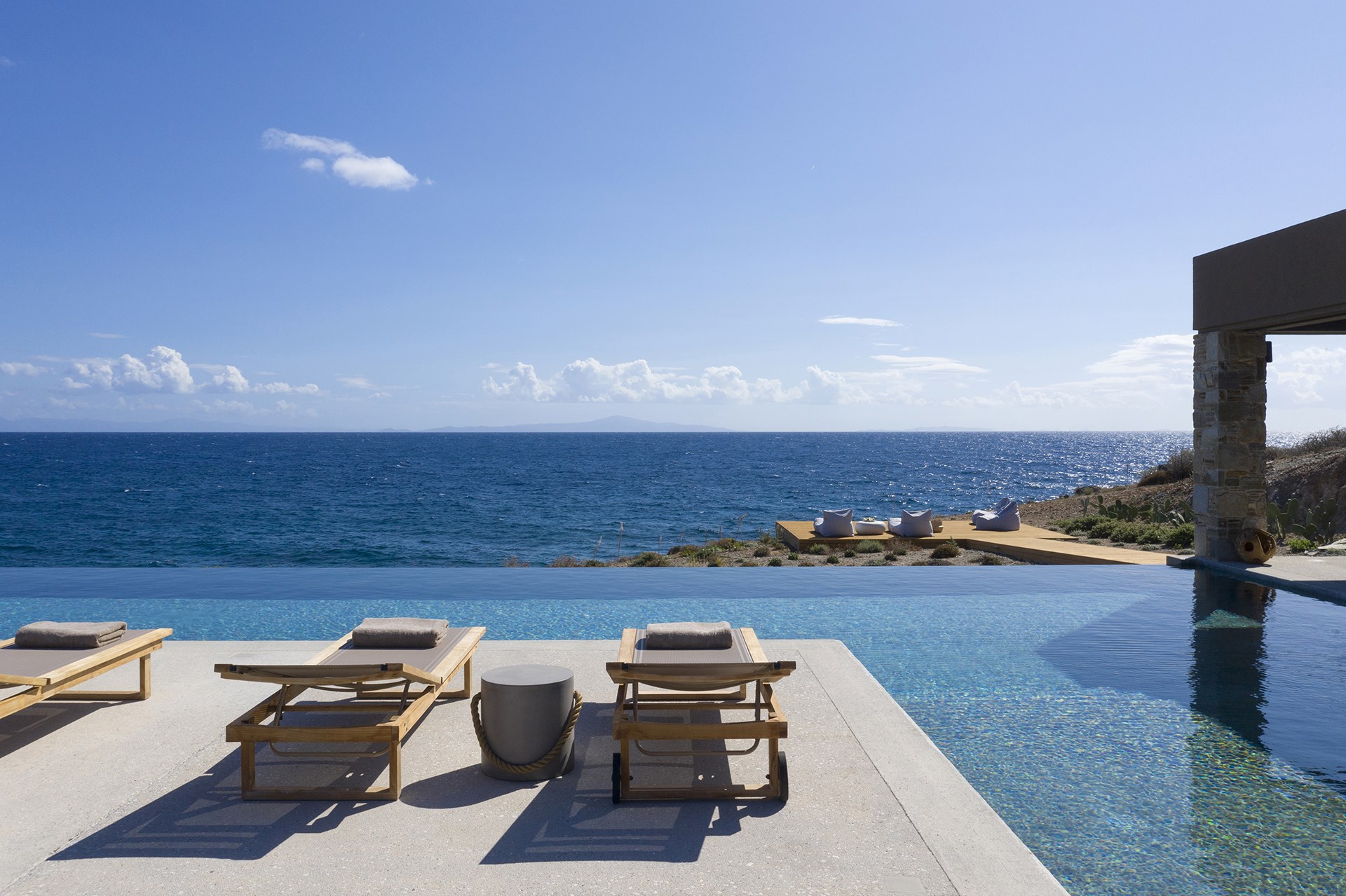 Fanya, luxury villas on Syros, Greece - The Thinking Traveller