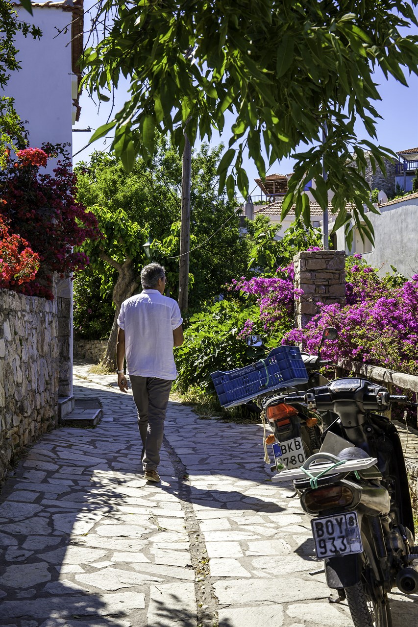 Alonissos Old Town (Chora) - The Thinking Traveller