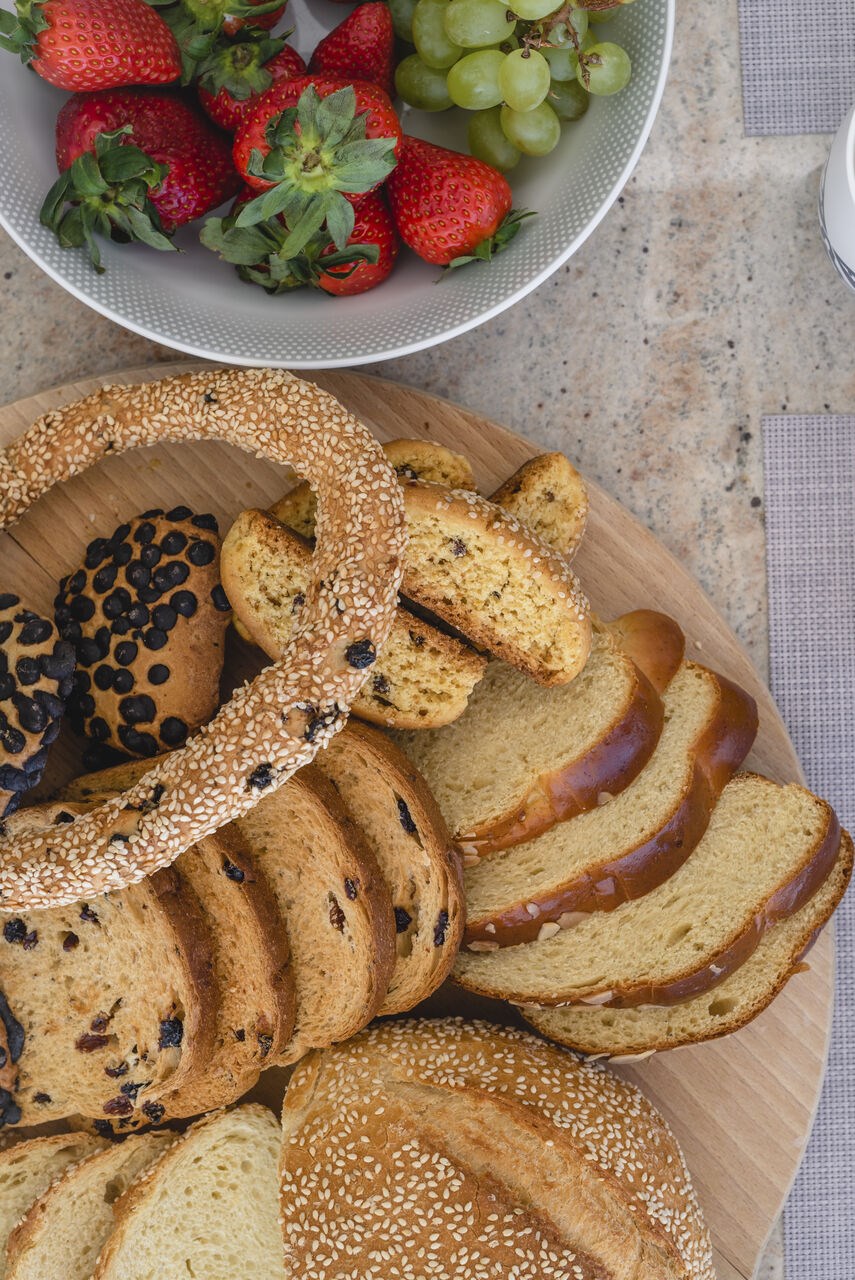 ancient greek bread and wine