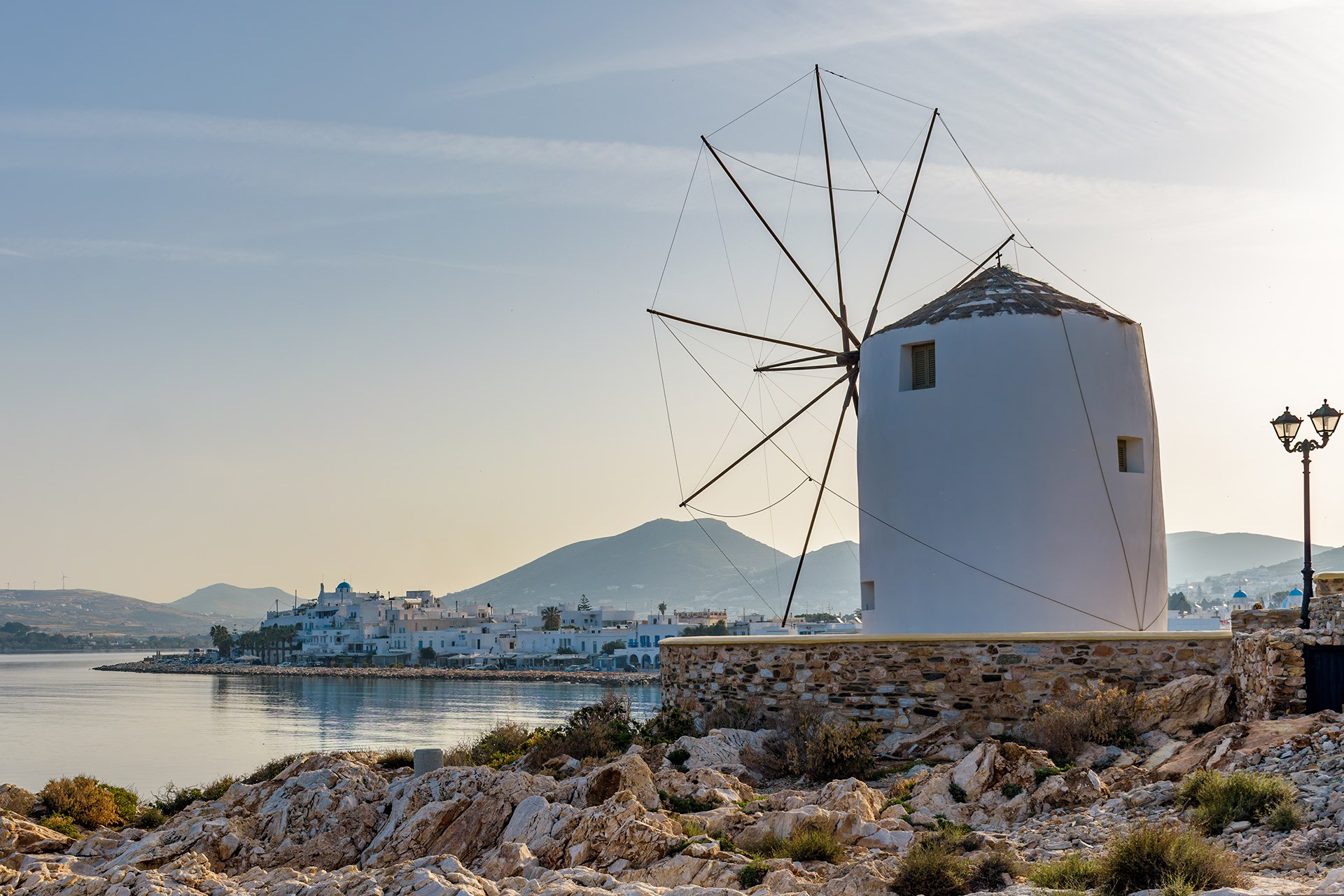 Brillane, luxury villas on Paros, the Cyclades, Greece - The Thinking ...