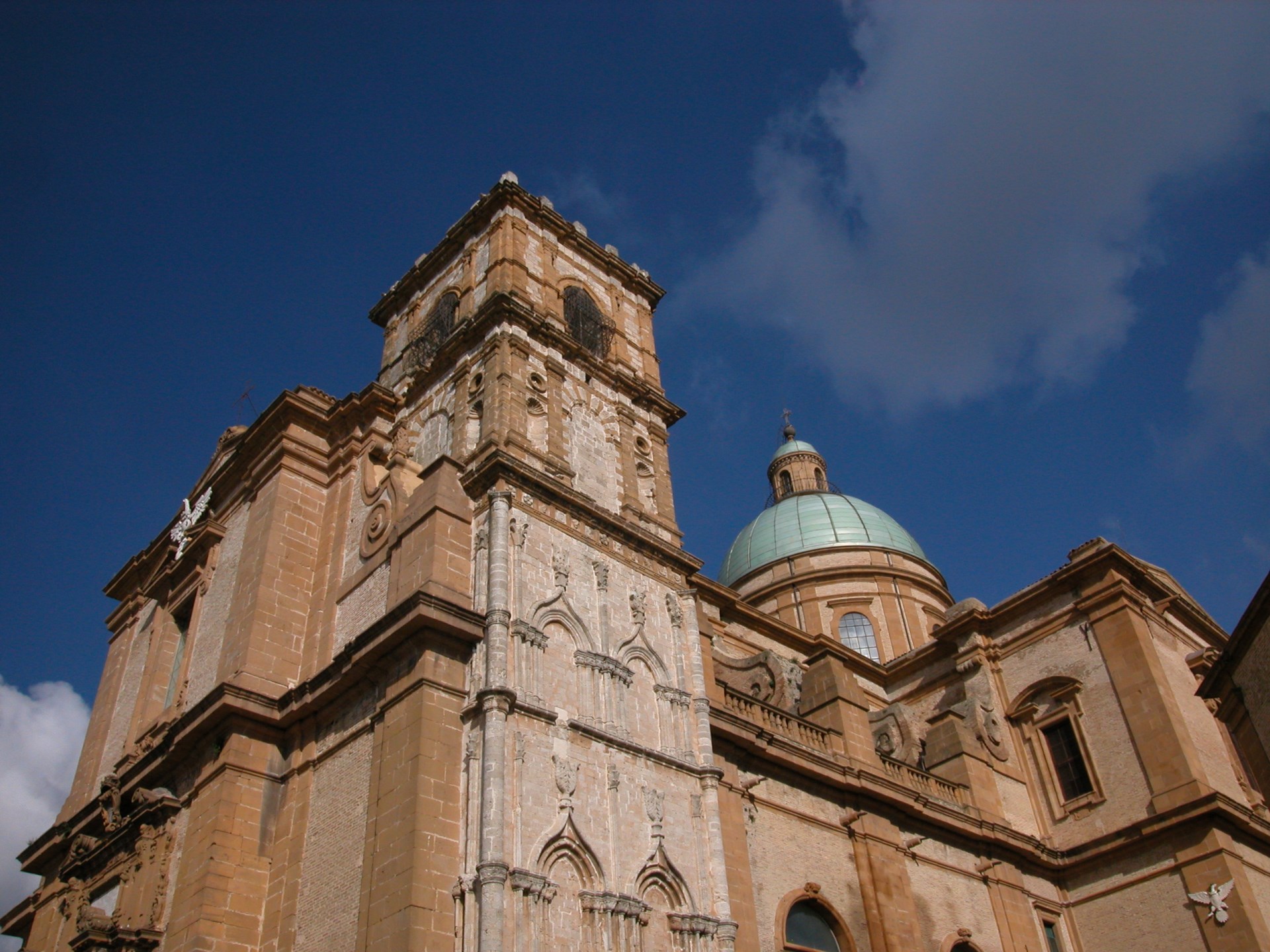 Guide to Piazza Armerina, Sicily - The Thinking Traveller