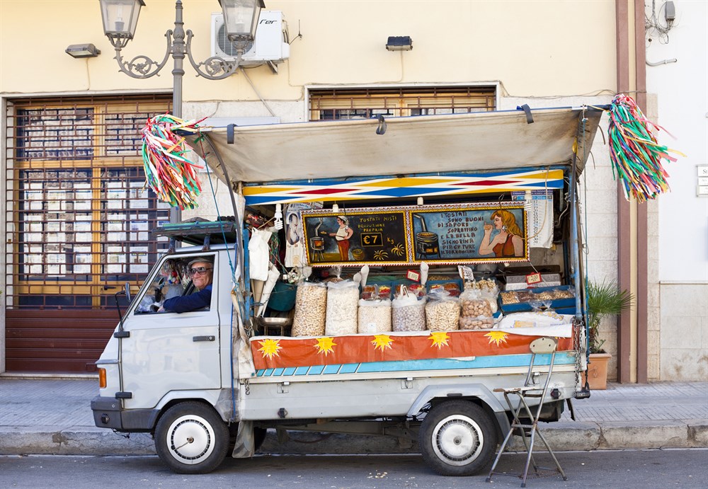 img:/media/Resized/SICILY%20local%20areas/Sicilian%20locals/1000/Think_Sicily_Castelvetrano_015.jpg