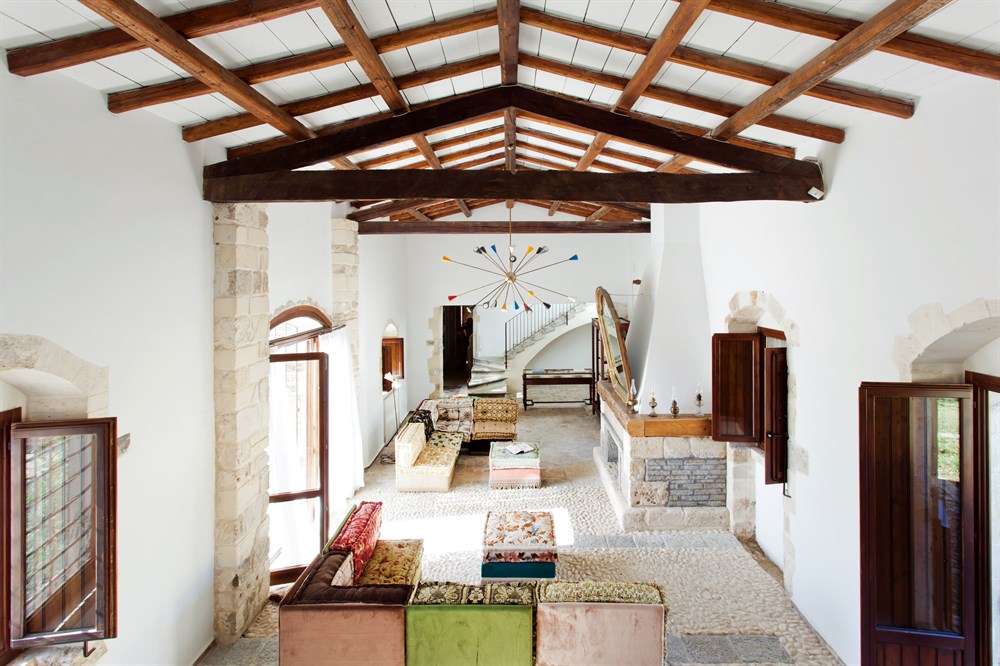 img:https://www.thethinkingtraveller.com/media/Resized/SICILY%20villas/Masseria%20Gargallo/1000/715_TTT_Sicily_Masseria_Gargallo_N115.jpg